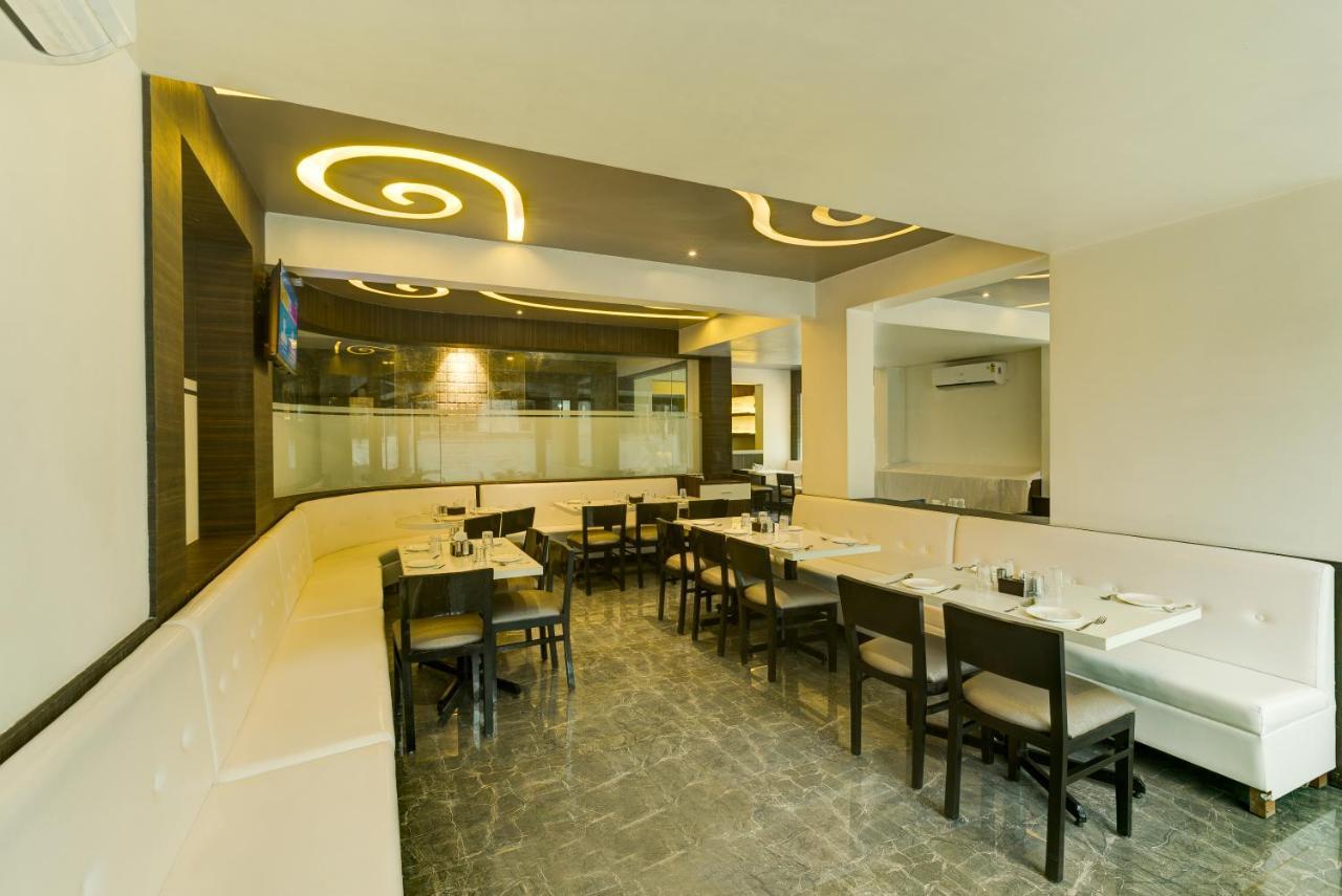 Crown Inn Panvel Exterior foto